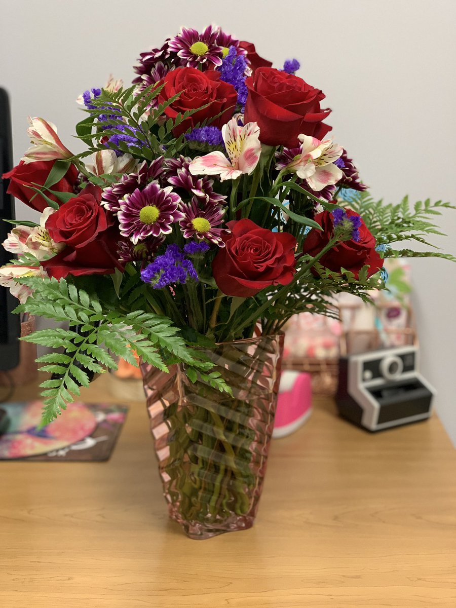 Dawn Lindsey tweet media