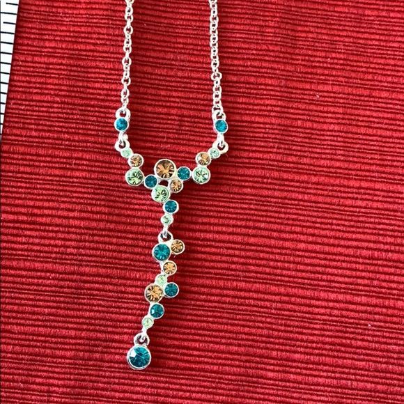 mrc248's tweet photo. So good I had to share! Check out all the items I'm loving on @Poshmarkapp #poshmark #fashion #style #shopmycloset #none: https://t.co/CPtz2mbfhp https://t.co/uGyz1hEBnX