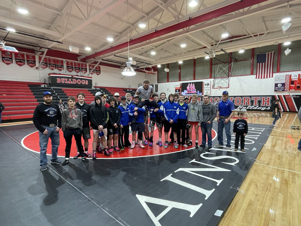 go_ahsbulldogs's tweet photo. This young man stepped in to officiate his first varsity matches to fill our need to beat the weather and host duals with Ainsworth, North Central, Todd County, and Twin Loup. Thanks Levi! #NSAARespectTheRef @nsaahome https://t.co/c3DKmACQyu
