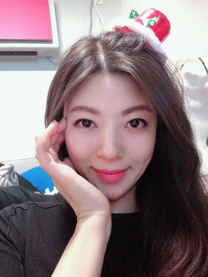 MBwallya's tweet photo. 오늘 같은 날씨엔 #집콕 🏠
근데 너무 심심행~~ 
트위터 남자들아~ 뭐행?
하트하고 쪽지 주세요 

#주말 #일요일 #집콕 #아줌마 #심심 #소통 #디엠 #서울 
#외로움 #섹트 https://t.co/1ZDpgqphl7