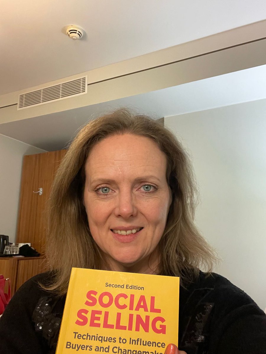 "It should be compulsory reading for all C-level executives because it explains what a digital organisation really should be"

Kate Tickner sharing her photo of "social selling - techniques to influence buyers and changemakers - 2nd edition"
#socialselling #leadership #sales