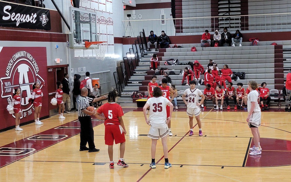 Sequoits Sophomore WIN &amp; <a href="/CooperMarabella/">Cooper Marabella</a> on 🔥 w 20 points. Proud of my Freshman❤️🏀45