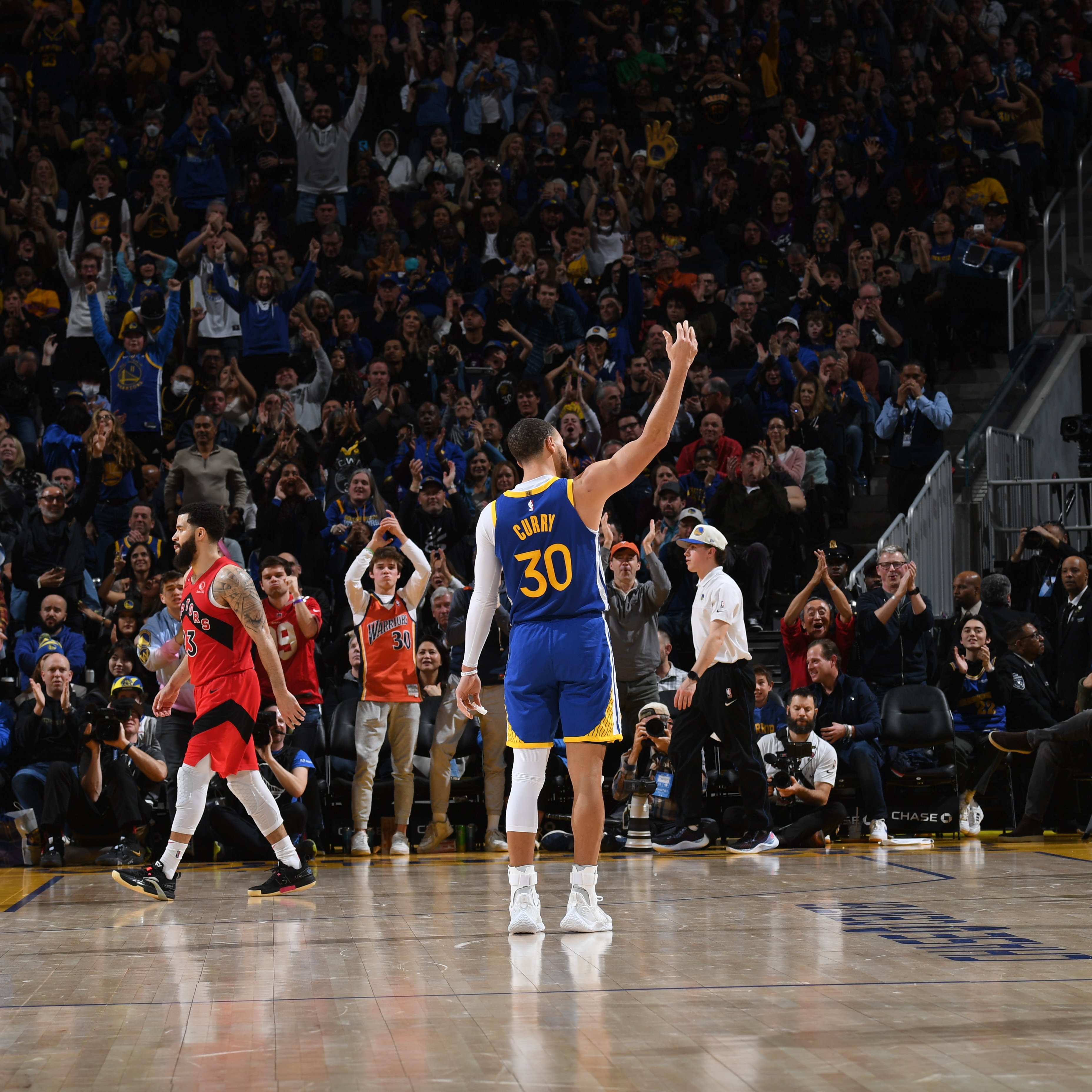 Atlas unleashed: Stephen Curry's Game 4 masterpiece proves he's a titan of the game - Golden State Of Mind