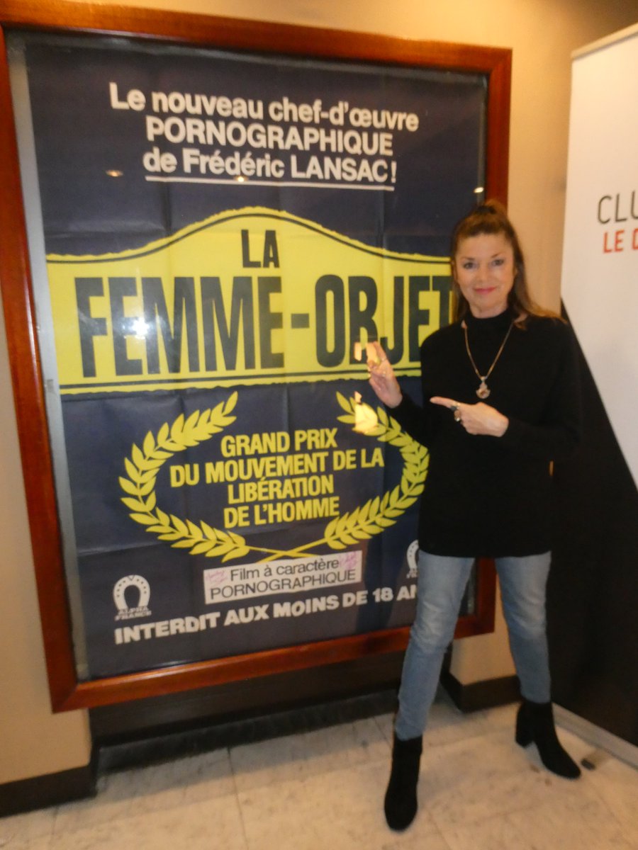 Stephanelive34's tweet photo. Rencontre avec Dominique Troyes lors de la projection de "Le femme objet" au Cinéma Club de l'Etoile Paris 27 janvier 2023 #dominiquetroyes #marilynjess #lafemmeobjet #agedorducinemax #cinemafrancais #cinema #pulsevideo #pulseedition @marilynjessbook @Pulseedition https://t.co/n8xejExwlj