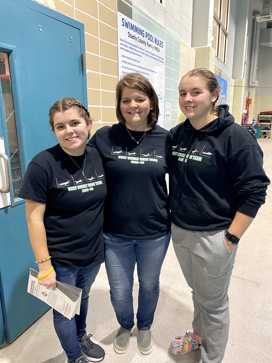 CoraIngle1's tweet image. WSHS Conference meet/Senior night.. E swam a total of 850 yards.. swam 500 &amp;amp; 200 free, and 200 relay &amp;amp; 400 relay. Proud of my senior.🏊🏻‍♀️🩱 As a coach, Victoria worked hard for this team and it shows by a some being selected for Regionals!! Keep swimming, West!! 😀💚@WSHSColtsSwim