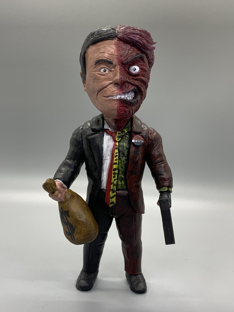 DirtyGnomeDan's tweet image. Big Bad Harvey “Two-Face” Dent!! #harveydent #twoface #dccomics #gothamcity #custommade