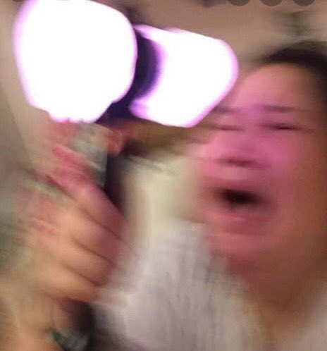 BLinkSarix's tweet photo. MUTIIIIS
Me acabo de ver la película de ANÓNIMA y en la parte final, después de ese beso de "Anónimos" PONEN LOVESICK GIRL AHHHHH
#lovesickgirl #BLACKPINK #anónima https://t.co/yUZV0ZqlIp