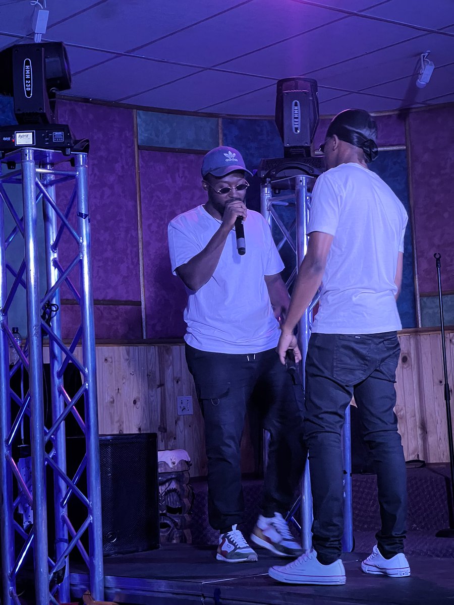 Jordan &amp; Pippen. <a href="/RuddyCameThruu/">ruddy ntjaka</a>   . Shoutout <a href="/MeccaMind/">Silk Da Chakra</a> for the dope show last night!! LTKP👾👾