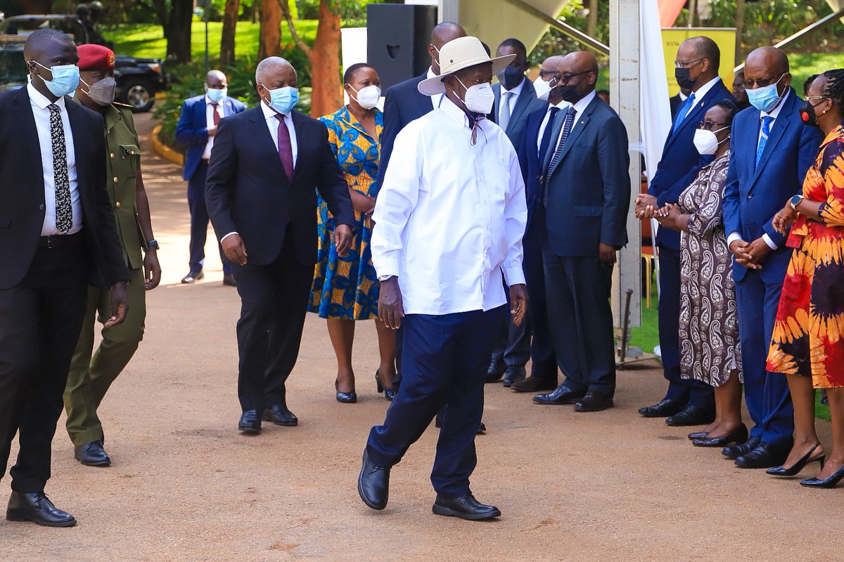 KagutaMuseveni's tweet photo. In honour of the late Emmanuel Tumusiime Mutebile, the former Bank of Uganda Governor, I joined the family &amp; well-wishers for a memorial lecture at the Serena Hotel in Kampala. Mutebile was a very useful ally of the Resistance Movement. https://t.co/XOZoS2C8ch
