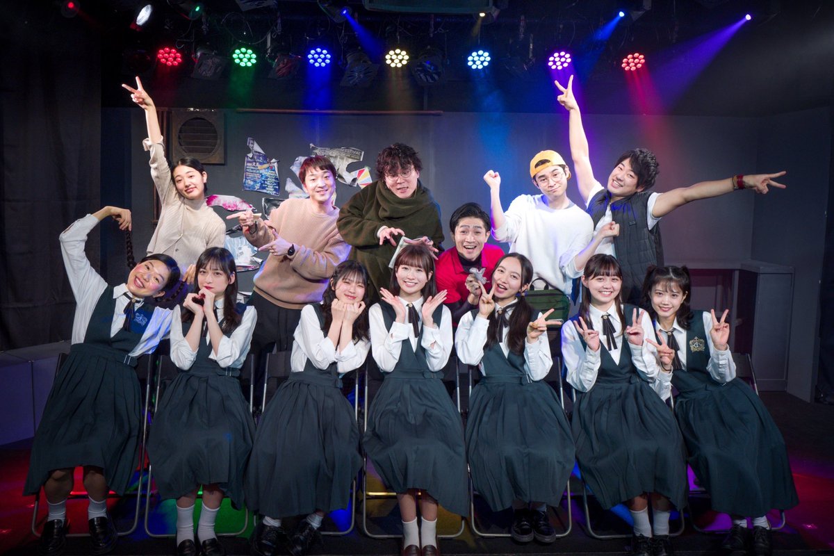 FULLFLASH_films's tweet image. あけましておめでとうございます。
昨年の舞台のご挨拶が大変遅くなってしまいました。ご来場まことにありがとうございました。（長くなりましたので続きは画像にて‥！）
本年もFULLFLASHにとって新たな挑戦の一年となりますように、皆さまどうぞよろしくお願いいたします🐭
instagram.com/p/Cn8mRpVLA24/