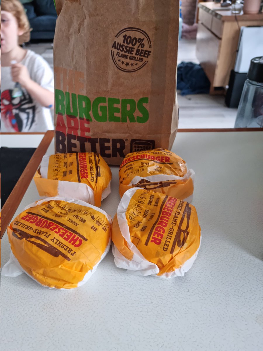 Thanks very much <a href="/xaviercooks10/">Xavier Cooks</a> #legend🍔🍔🍔🍔