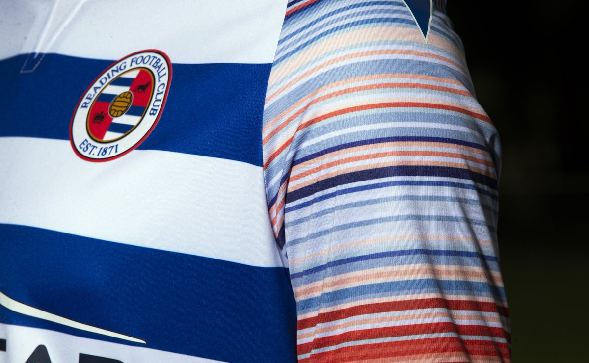 "What are those sleeves?!"

Ahead of <a href="/ReadingFC/">Reading FC</a>'s trip to <a href="/ManUtd/">Manchester United</a> in the <a href="/EmiratesFACup/">Emirates FA Cup</a> tonight, here's the full story behind the red and blue striped sleeves that got the football world talking about climate change.

A thread... 🤔⬇️