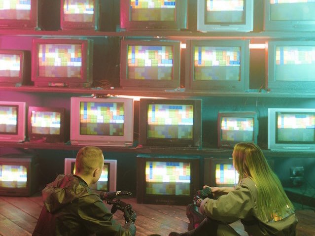 metators's tweet photo. LUNAVERSE: A compilation that gives a broad perspective of evolution and change as a result of the imbalance between primitive lifestyles and advanced technology. https://t.co/Q4ex1hDhgW