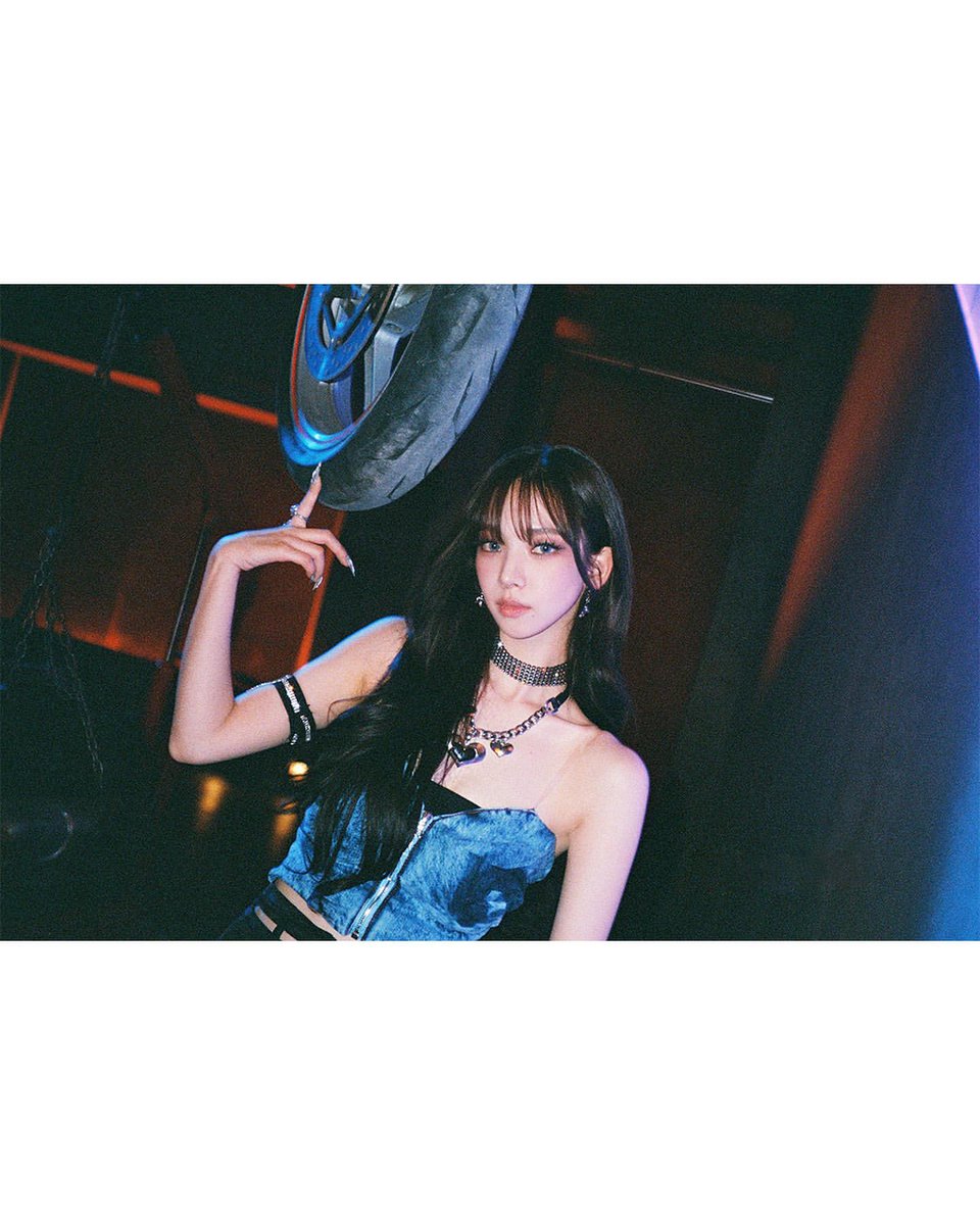 gotstgrm's tweet photo. [INSTAGRAM POST] - 3P

GOT the beat 'Stamp On It' MV Behind Photos🙂❤️‍🔥

#GirlsOnTop #GOT #걸스온탑
#G[...]
https://t.co/I9Y2cdzvYy

@GirlsOnTop_SM #GirlsOnTop #걸스온탑 #GOT_the_beat 
230128 · 16:18:31 KST https://t.co/1TeECpX7e3