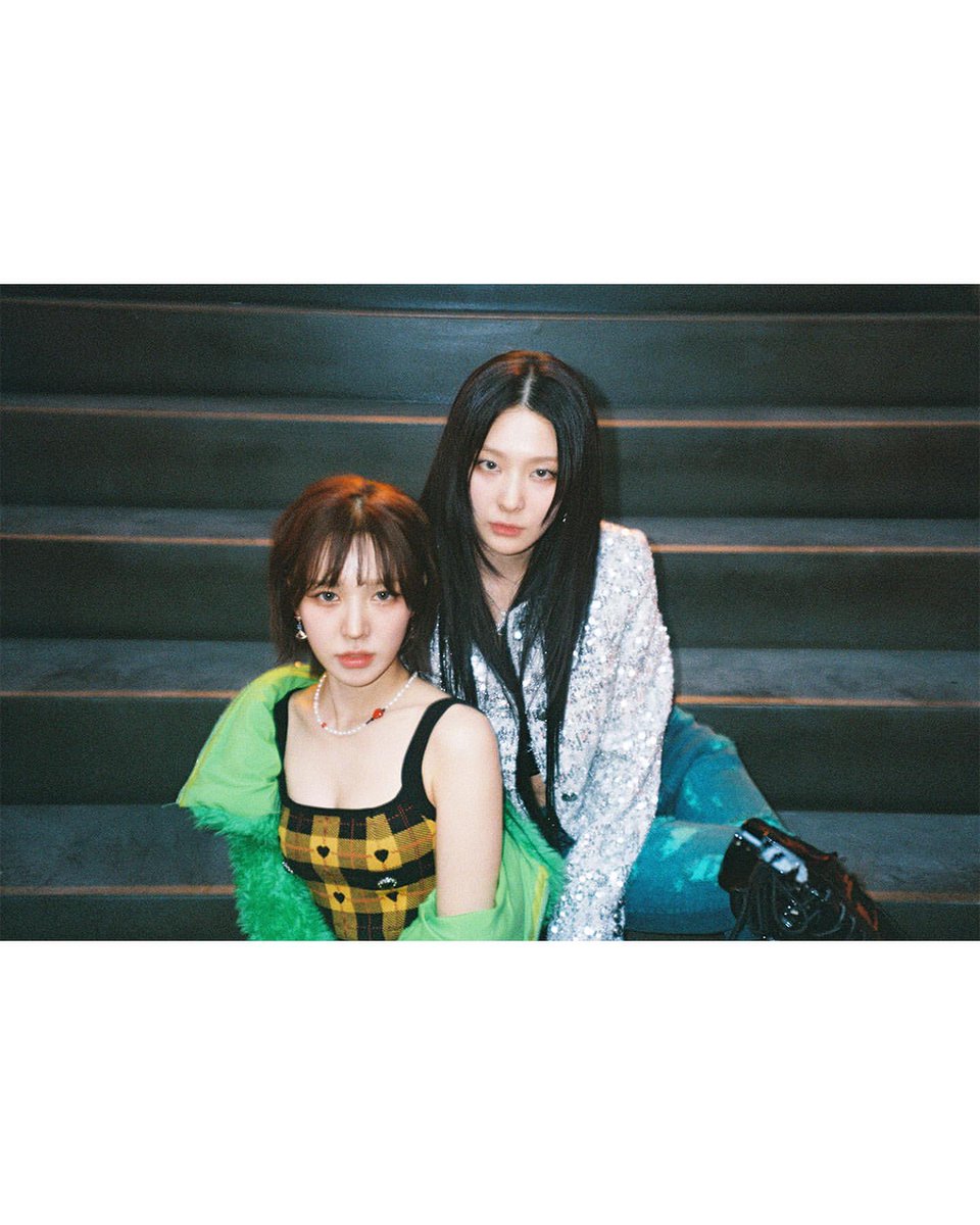 gotstgrm's tweet photo. [INSTAGRAM POST] - 3P

GOT the beat 'Stamp On It' MV Behind Photos🙂❤️‍🔥

#GirlsOnTop #GOT #걸스온탑
#G[...]
https://t.co/y4ozg9lHM2

@GirlsOnTop_SM #GirlsOnTop #걸스온탑 #GOT_the_beat 
230128 · 16:21:57 KST https://t.co/C3u0flcF9D