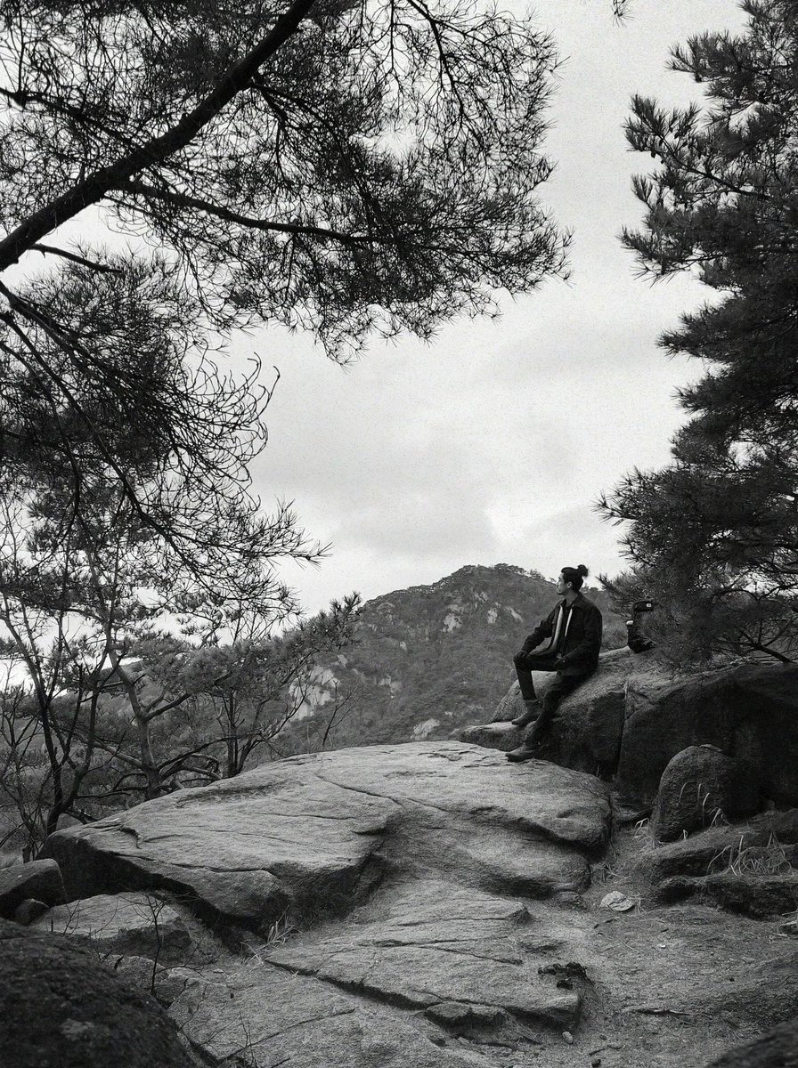iamredventure's tweet photo. The hairs on our skin
The plants on Earth
All the same
And sometimes there are just some nice, clean hard rocky spots
Love thy body
Love thy self
Love thy world 
#blackandwhitephotography #indiemusic https://t.co/lTzZwPOEjd