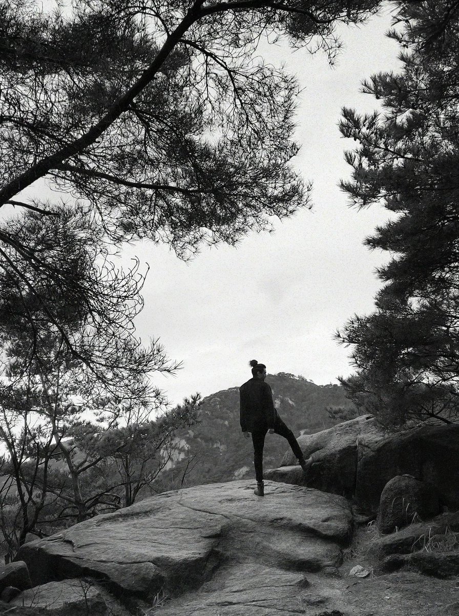 iamredventure's tweet photo. The hairs on our skin
The plants on Earth
All the same
And sometimes there are just some nice, clean hard rocky spots
Love thy body
Love thy self
Love thy world 
#blackandwhitephotography #indiemusic https://t.co/lTzZwPOEjd