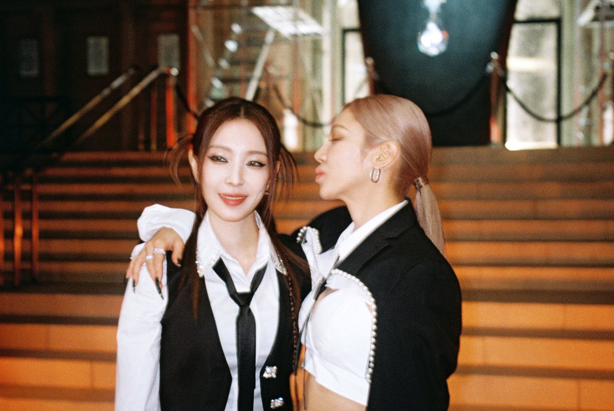 GirlsOnTop_SM's tweet photo. GOT the beat 'Stamp On It' MV Behind Photos🙂❤️‍🔥

#GirlsOnTop #GOT #걸스온탑
#GOT_the_beat  #갓더비트 
#StampOnIt #GOT_StampOnIt 
#BoA #HYOYEON https://t.co/WcyV46n3IG