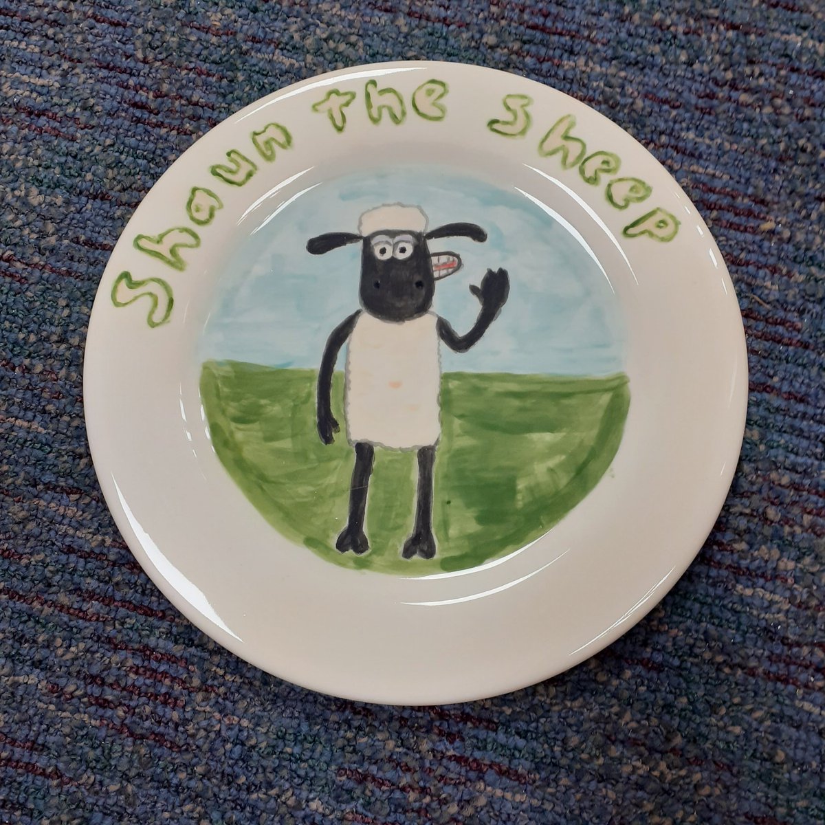 Fancy some arty fun today ? We have tables available from 10am today and 12noon tomorrow. Call to book info in bio. Or chance dropping in.
See you soon #ThingsToDonearme  #potterypaintingpreston #clayclasslancashire