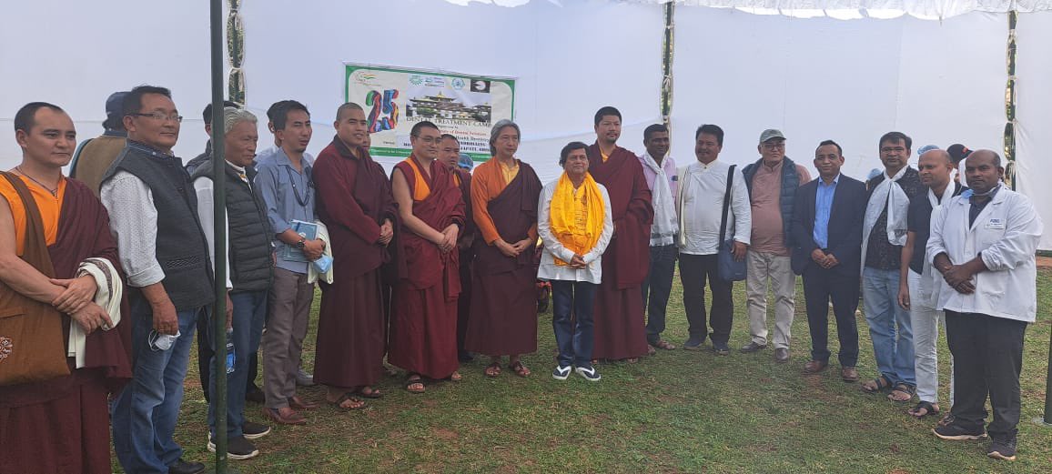achyuta_samanta's tweet photo. Flagged off a free health and dental camp for the monks of Rigon Thupten Mindolling Monastery at Jirang organised by @KIMSBBSR and @KIITDental. Here's a glimpse!
#LatePost https://t.co/r6SJwnj2mc