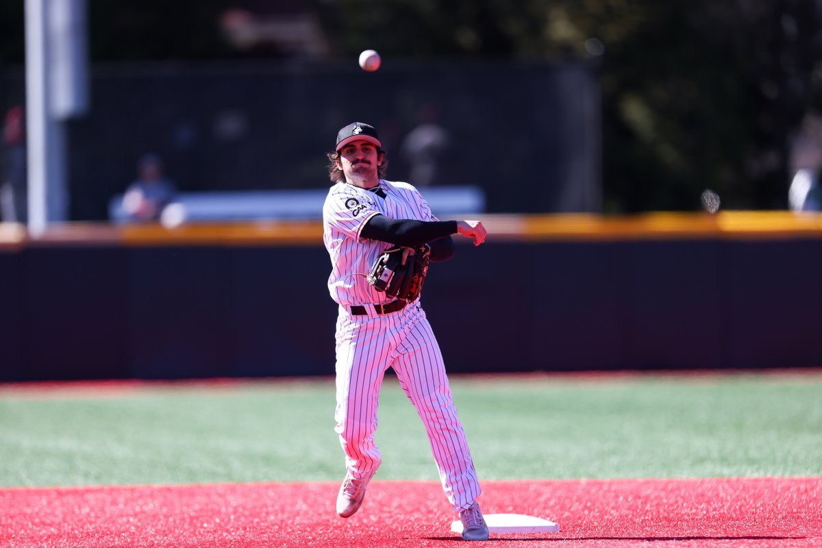 GoNUbaseball's tweet photo. Happy Sunday!
#19 Luke Beckstein, the man of many facial hair styles, transferred in last season and started a team-high 60 games for the #HowlinHuskies.
He's ready to get back at it in 19 days!
#NCAABaseball #CollegeBaseballCountdown https://t.co/6ar1a3H7lW