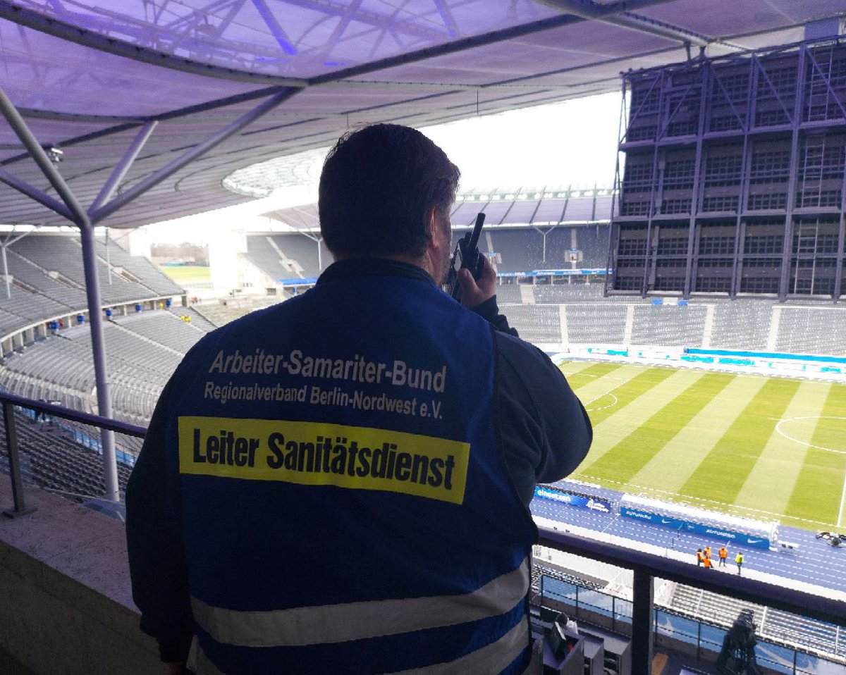 ASBinBerlin (@asbinberlin) on Twitter photo In 2 Stunden geht es los - #Stadtderby. Unser #Sanitätsdienst ist bereit für das Hightlightspiel der Saison ⚽️
<a href="/HerthaBSC/">Hertha BSC</a>
<a href="/fcunion/">1. FC Union Berlin</a> In 2 Stunden geht es los - #Stadtderby. Unser #Sanitätsdienst ist bereit für das Hightlightspiel der Saison ⚽️
<a href="/HerthaBSC/">Hertha BSC</a>
<a href="/fcunion/">1. FC Union Berlin</a>