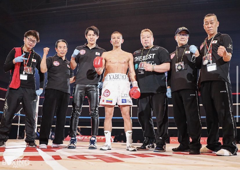 Yabukimasamichi's tweet photo. IBF世界挑戦者決定戦
無事11round
TKO勝ち出来ました‼️

会場来て下さった方
AbemaやTVで
応援して下さった方
ありがとうございました😊

拳治して
世界タイトルに向かって行きます‼️‼️ https://t.co/DOpY8Gm6jF
