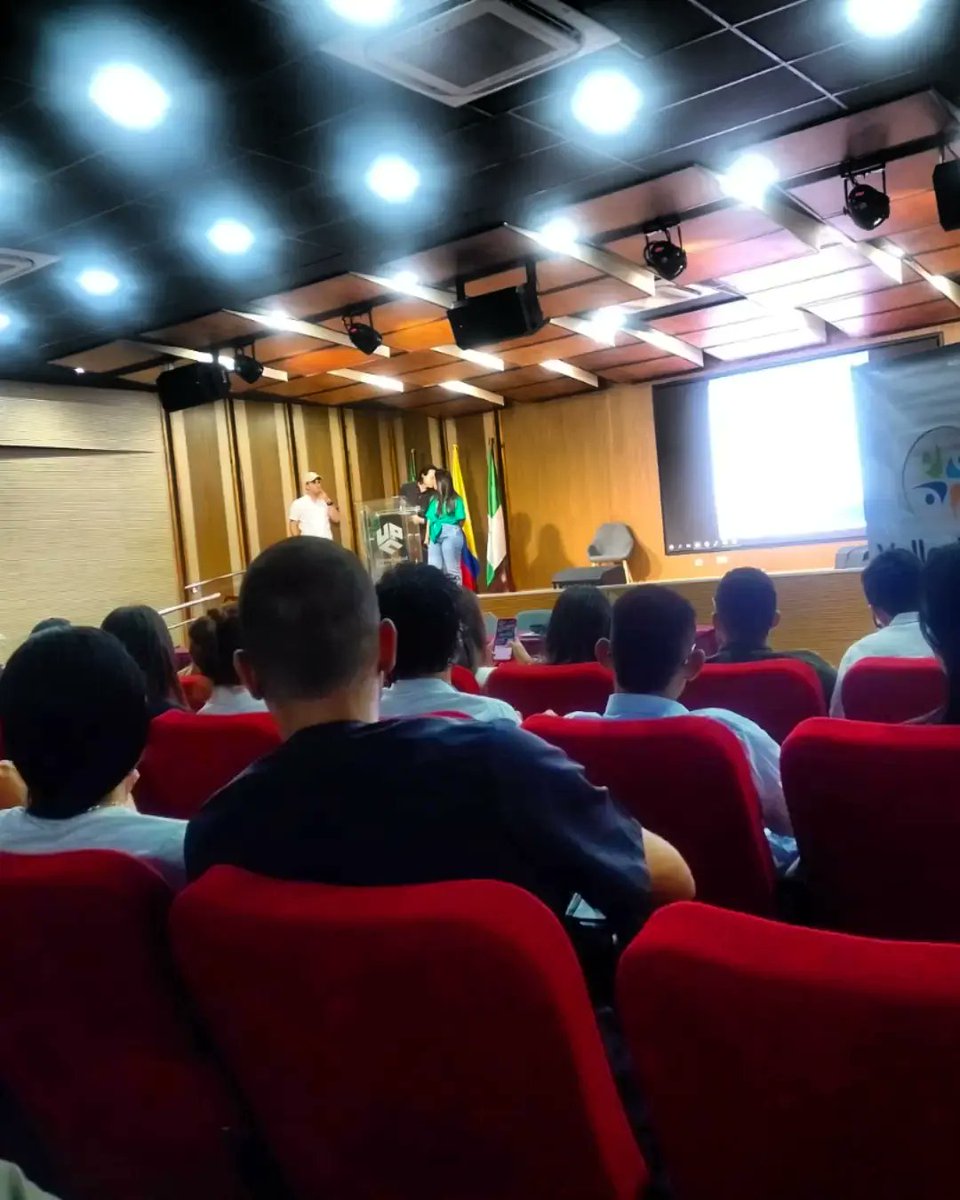 rdsanchez_p's tweet image. Participando en la temática de la educación superior, problemática de fedecesar de la UNAD, en la segunda asamblea de juventudes organizada por los CMJ de valledupar y la plataforma de juventudes municipal.
@petrogustavo 
@Mineducacion 
@kalebvilla