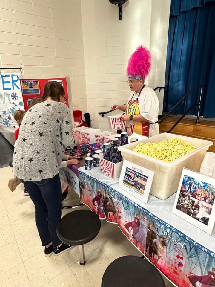 AuroraCineplex's tweet photo. What a wonderful night! Thank you Hillside Elementary PTA for including us in Winterjam. I hope all the Hillside families had a great time and enjoyed some Aurora Cineplex popcorn & prizes! #hillsideelementary #auroracineplex #hillsidepta #hillsidehuskies #roswellga #freepopcorn https://t.co/CaK0LDCSVa