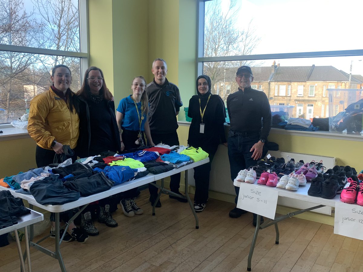ActiveGovan's tweet photo. All set up & ready to #PassItOn at todays #KitForAll event at Park Villa Hub next to @PirieParkPS. Pop down any time between 1pm and 3pm to find out about local sports clubs & pick up some kit while stocks last! @makedogrow @ThrivingGovan https://t.co/QMnUXG4z0N