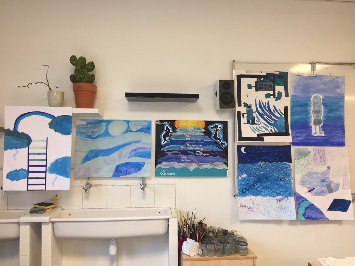 CollgeCourteli1's tweet image. Encore un grand succès pour la journée portes ouvertes du collège! Les élèves ambassadeurs et enseignants ont pu mettre en valeur et expliquer leurs nombreux projets devant les futurs 6èmes et leurs parents! @Academie_Paris @Mairie12Paris