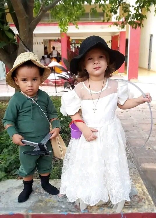 TeresaTrinchet's tweet photo. #MartíVive en cada niño cubano. #170Aniversario de su natalicio. #ProvinciaGranma #Cuba 
@elsa_ena @CapoNapoles @escribano_cruz https://t.co/zPXV54eIcy