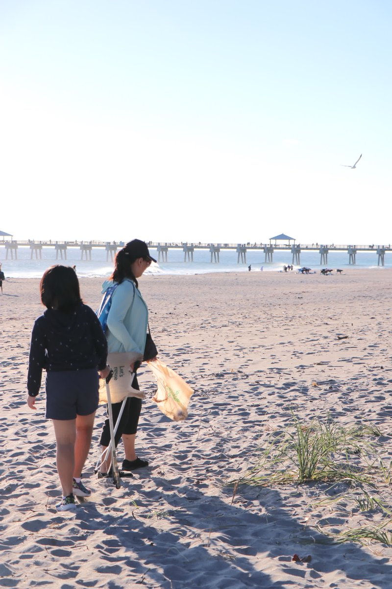 JupiterDogBeach's tweet photo. 🚨 The one-week countdown for February's beach cleanup is here. 😍 Come out next Saturday, February 4th from 8am to 10am for our monthly cleanup!
#friendsofjupiterbeach #dogbeach #dogfriendly #jupiterbeach #junobeach #beachcleanup #environmentallyfriendly https://t.co/GfsrCKT6uQ