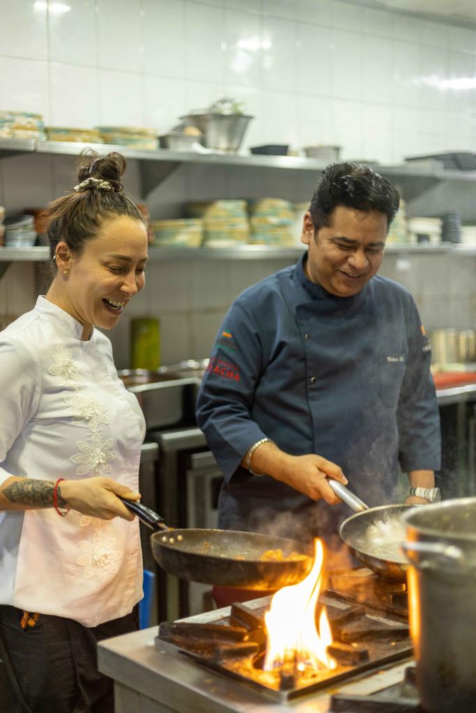 ChefVikasSeth's tweet photo. #HappyCooking @Sanchezblore
Real pleasure to have the world renowned Mexican Chef @ColibriJimenez at Sanchez last week for a brilliant sit down dinner! Thank you so much @world_onaplate @kiransoans for making this possible #ChefColibriJimenez X #ChefVikasSeth #ChefCollab #BLR https://t.co/ioSyFCMxDi