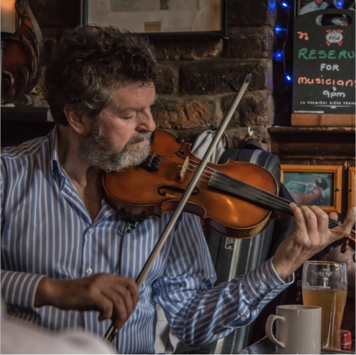 Come have the craic at The Brazen Head with our live music all weekend 🎻

#ireland #irish #irishmusic #tradmusic #dublin #thebrazenhead #thebrazenheaddublin