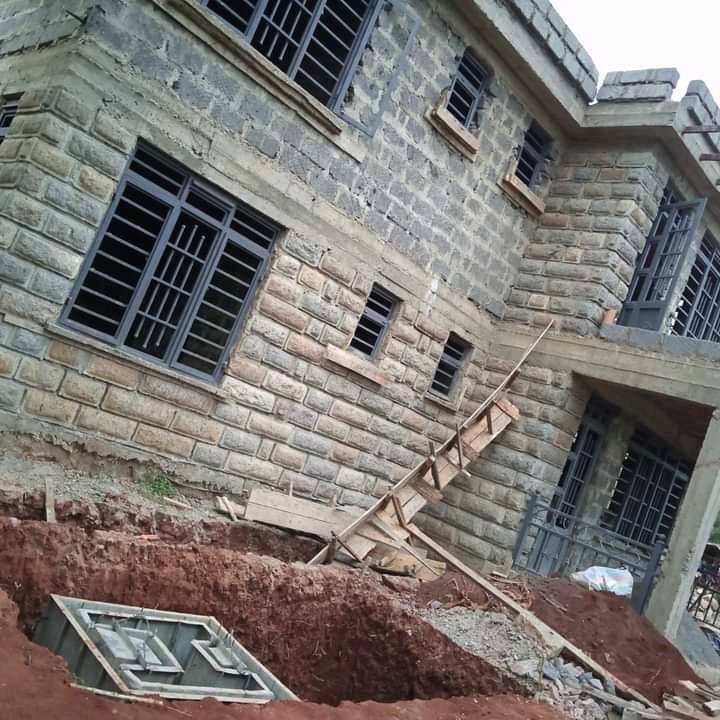 mainakev20's tweet photo. Septic tank (biodigester)is a tried and tested simple solution for African condition is designed  and installed correctly, it least time of 15yrs and with a regular checkup, the lifespan goes ever up to 70yrs .For biodigester installation  call 0714680492

#Homemasters https://t.co/OZlNpY6SXO