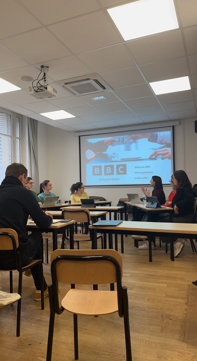 On a le plaisir aujourd’hui d’assister à la Masterclass dédiée aux JO, présentée par les <a href="/Parisian_vibes2/">Parisian Vibes</a> 🔥 #gogogo #transfonum 🥇🏆