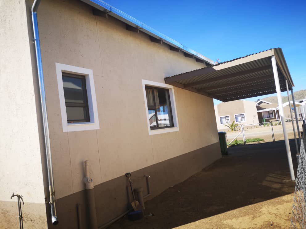 elifaselisa's tweet photo. RT please.
Free standing 2 bedroom, 1 bathroom, BIC, BIS, O/P kitchen and lounge, car port. House in Osona village. 
Price 570000 incl costs.
Number 0814097043 https://t.co/4yBrKTQDcm