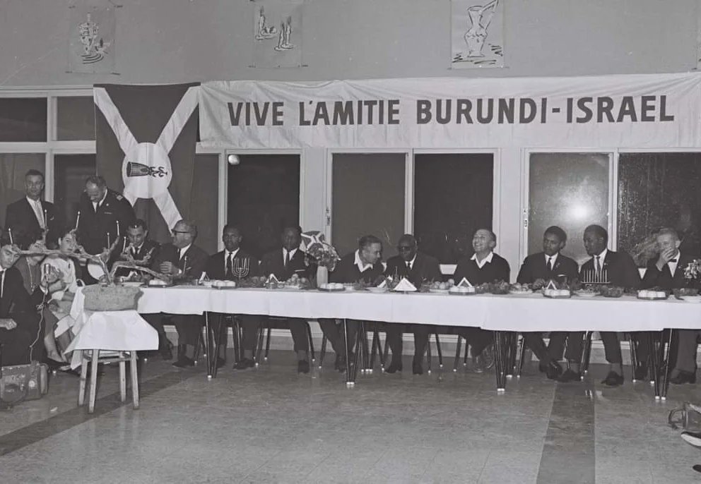 Le maire de Jérusalem à l'époque déclara que c'est le premier souverain qu'ils reçoivent depuis deux mille neuf cents ans (Cfr Archives le monde).