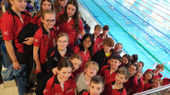 Record Breaking County Championships for Cirencester Swimmers