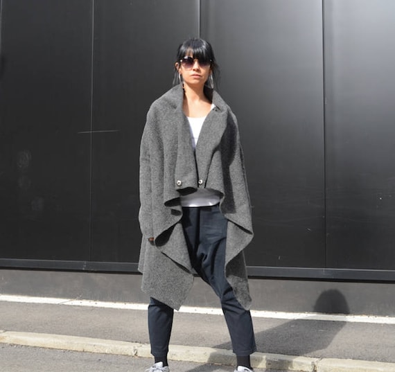 KOTYTOdesign's tweet image. Asymmetric Custom Open Front Cardigan, Wool etsy.me/3Dhp531 #asymmetricsweater #customcardigan #openfrontcardigan #maxicardigan @etsymktgtool