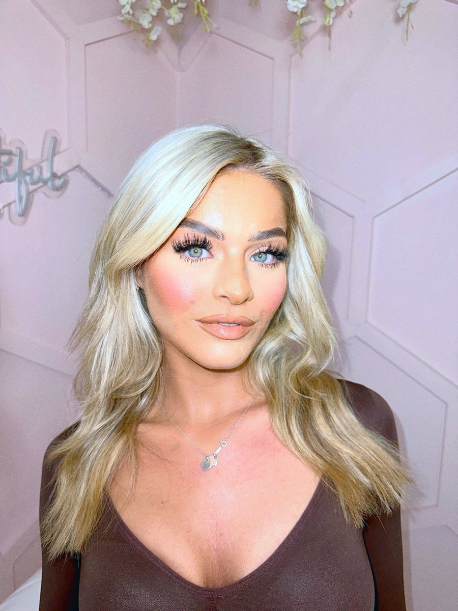 jadesweetingmakeup (@jadesweetingmua) on Twitter photo 