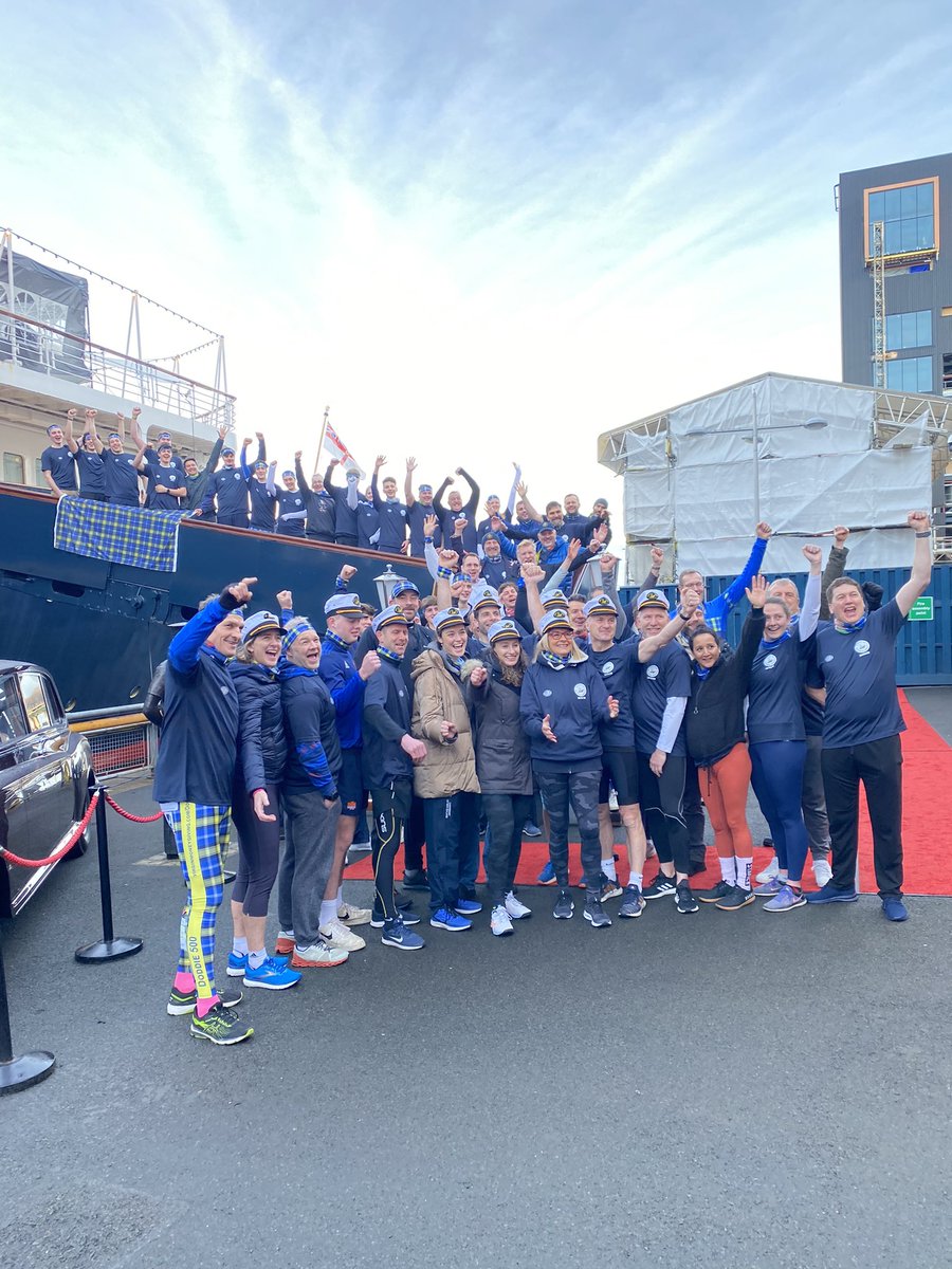 doddie_aid's tweet image. The rowers assembled ahead of the Doddie Aid Britannia Regatta 🚣

All smiles now - stay tuned for a picture after everyone’s been rowing for 3 hours 😬

Tune into the live stream on our Facebook or on the @MNDoddie5 Twitter account.