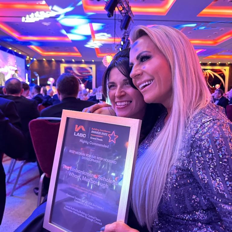 FenwoodEstates's tweet image. After 20 years of bringing &apos;The Embankment&apos; development site together, we won Highly Commended in the Grand Final at the LABC Awards!! 🏆

Thank you for the hard work from all of the Fenwood Team the fantastic team at @CODA_architect

#LABCawards #LABCawards2023 #TeamFenwood