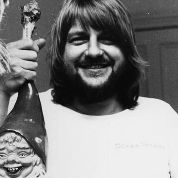 Happy birthday !

Robert Wyatt 