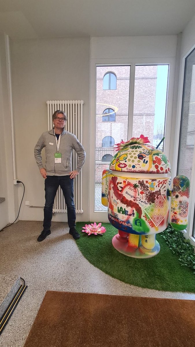 duizendstra's tweet photo. Back home after three days of #ExpertsSummit, #gdesummit, @GoogleDevEurope in Berlin. A huge thanks to the organizers of an event that was amazing on so many levels. Being part of this vibrant community where the people and technology are next level is a true gift. https://t.co/XzlZ6yUHhC