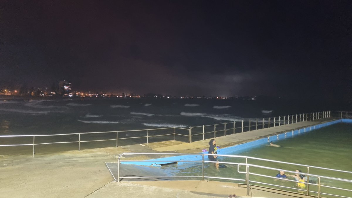 Simon Vrachliotis tweet media