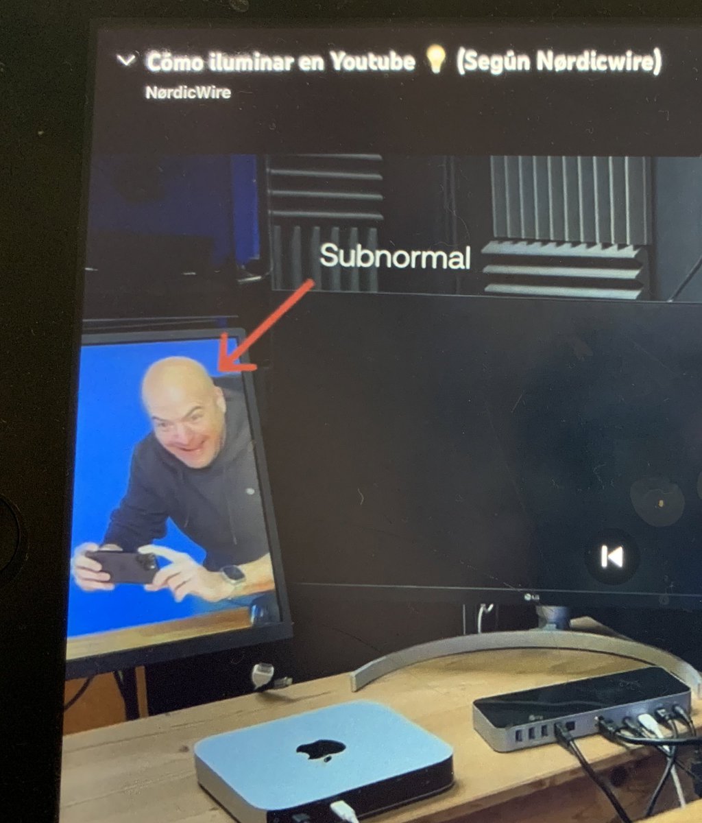 bjxtrm's tweet image. Lo mejor que ha ocurrido en el vídeo de hoy de @nordicwire. Aún estoy llorando de risa. Brutal! 🤣