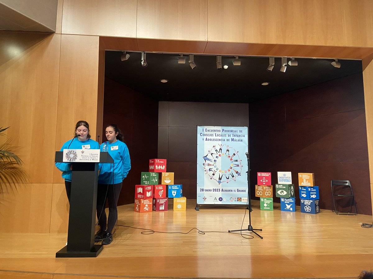 cmiamalaga's tweet photo. Participando en él I Encuentro Provincial de CLIAs en https://t.co/al0enWi4xk