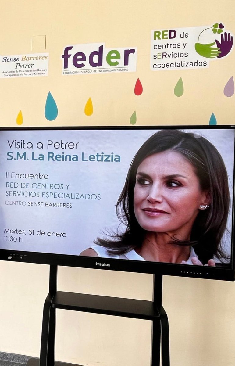 El próximo 31 de enero, Su Majestad la Reina participará en el II encuentro nacional de la red de centros de atención directa y servicios especializados que organiza la Federación Española de Enfermedades Raras (FEDER) en el centro de atención diurna de Sense Barreres.